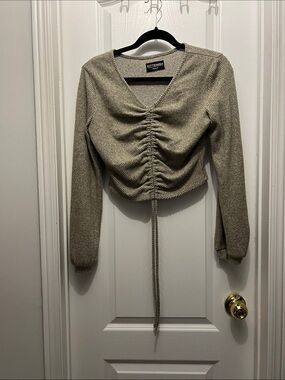 Kittenish Ruched V-Neck Crop Top